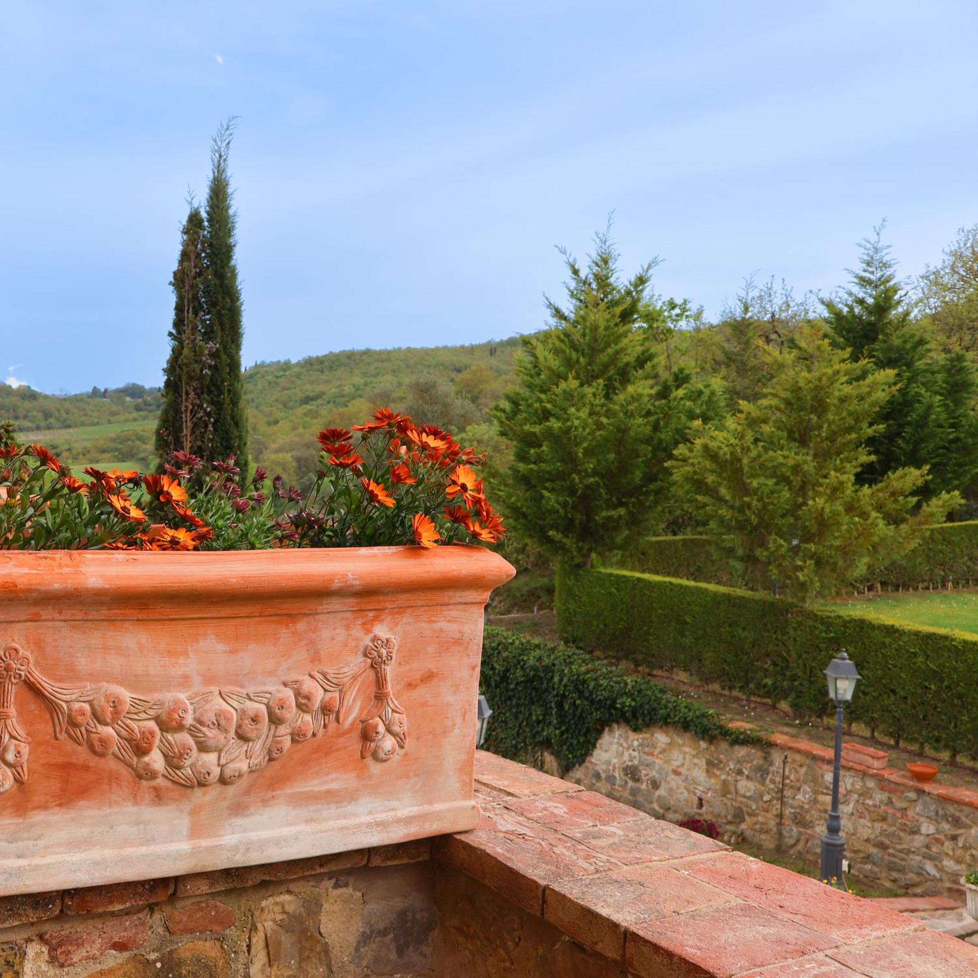 Poggio Paradiso Resort & Spa Montefollonico 外观 照片