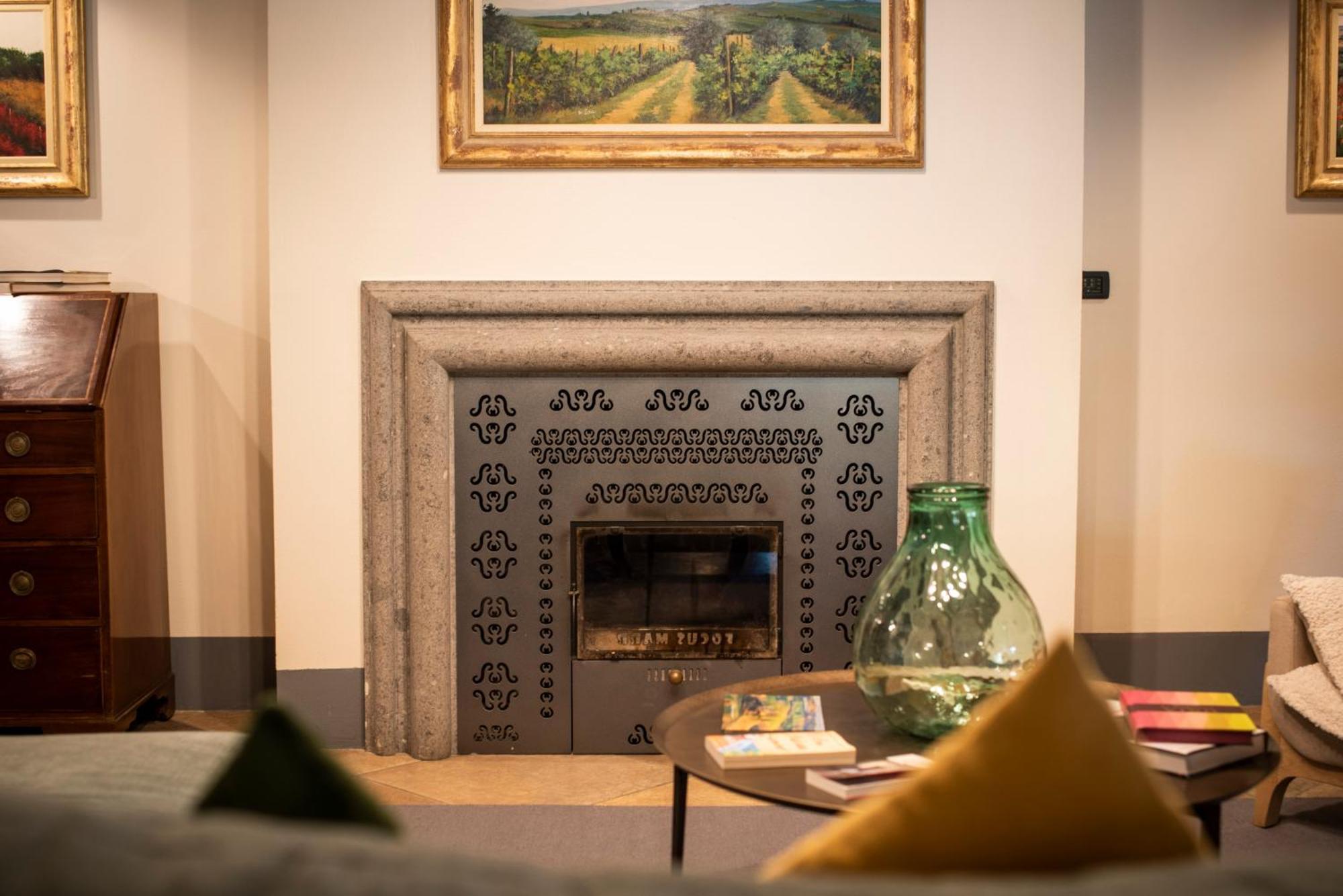 Poggio Paradiso Resort & Spa Montefollonico 外观 照片