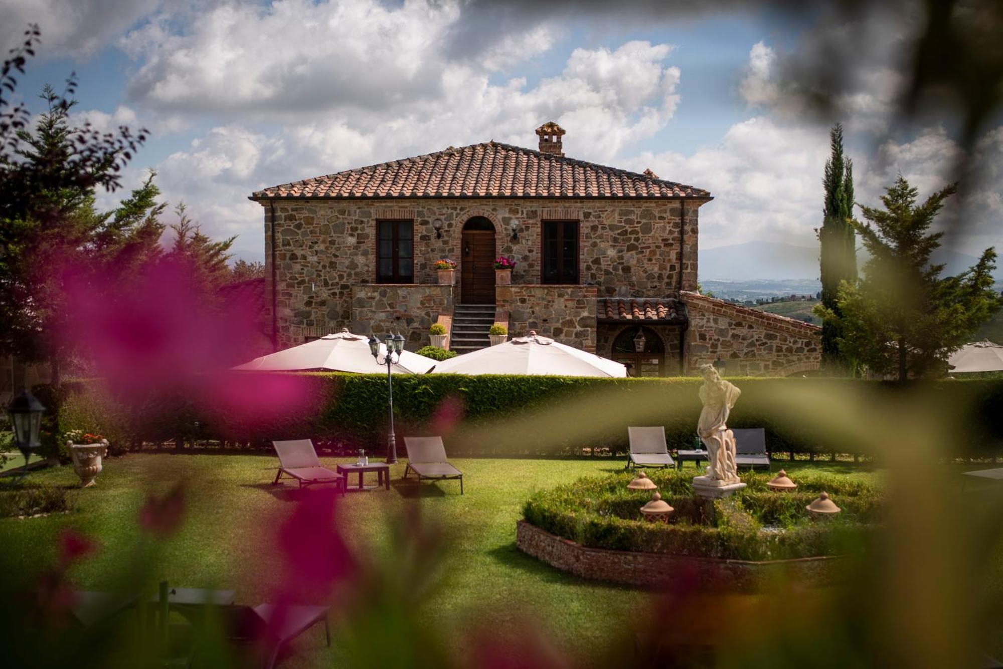 Poggio Paradiso Resort & Spa Montefollonico 外观 照片