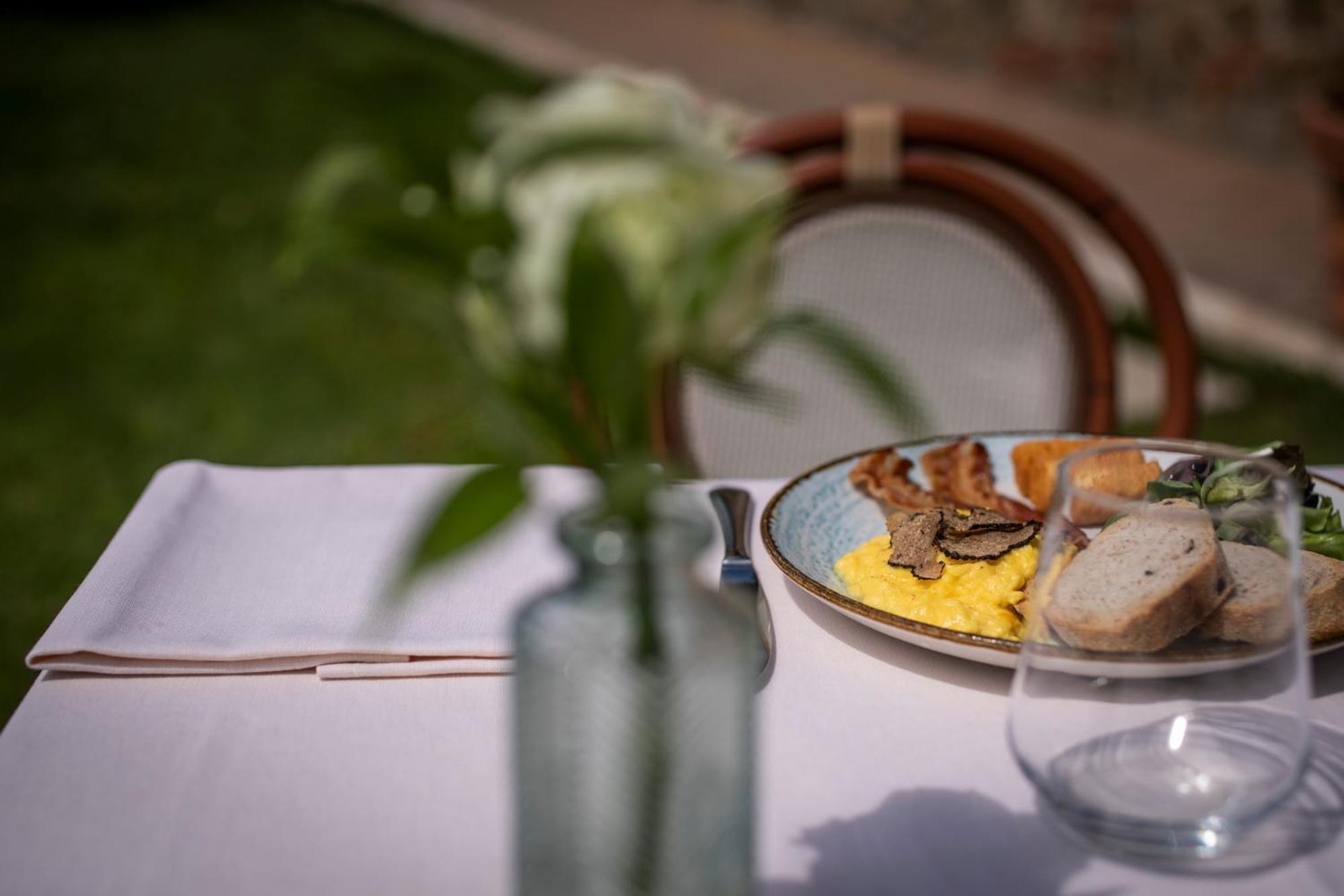 Poggio Paradiso Resort & Spa Montefollonico 外观 照片