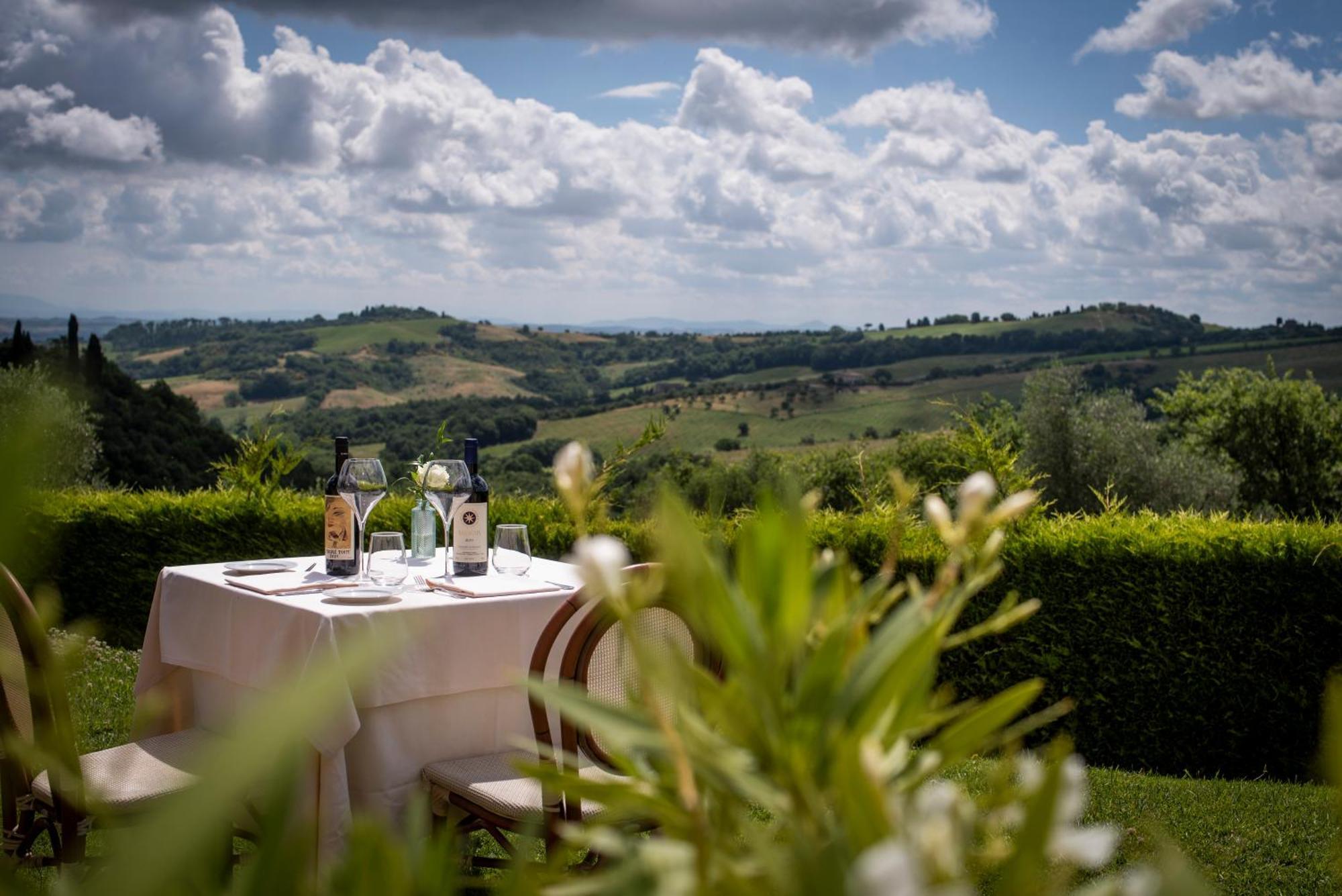 Poggio Paradiso Resort & Spa Montefollonico 外观 照片