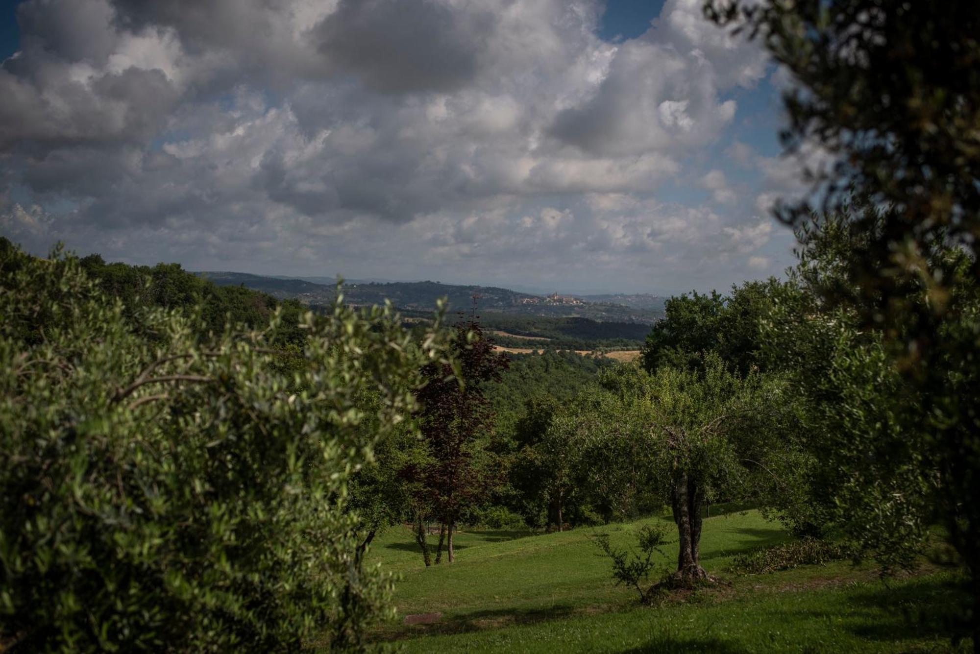 Poggio Paradiso Resort & Spa Montefollonico 外观 照片